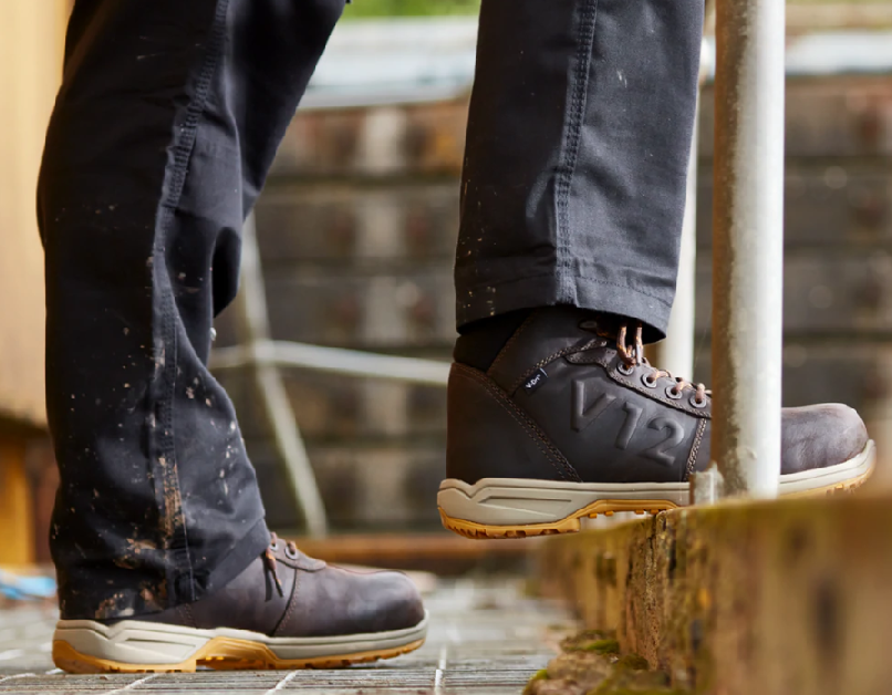 V12 Lynx Lightweight Waterproof Safety Work Boots Brown V2130